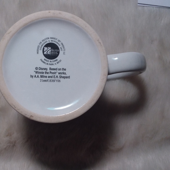 12oz Winnie the Pooh Coffee mug - Picture 6 of 6